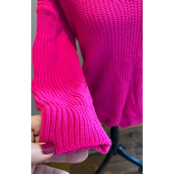 Magenta Pink Sweater Plus Size 0XL V Neck Loose Knit + Stretch Unique Neckline - Picture 4 of 10